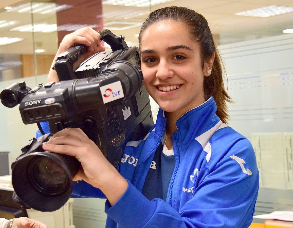 Los alumnos de 1º B de la ESO de Maristas visitan la multimedia de Diario LA RIOJA