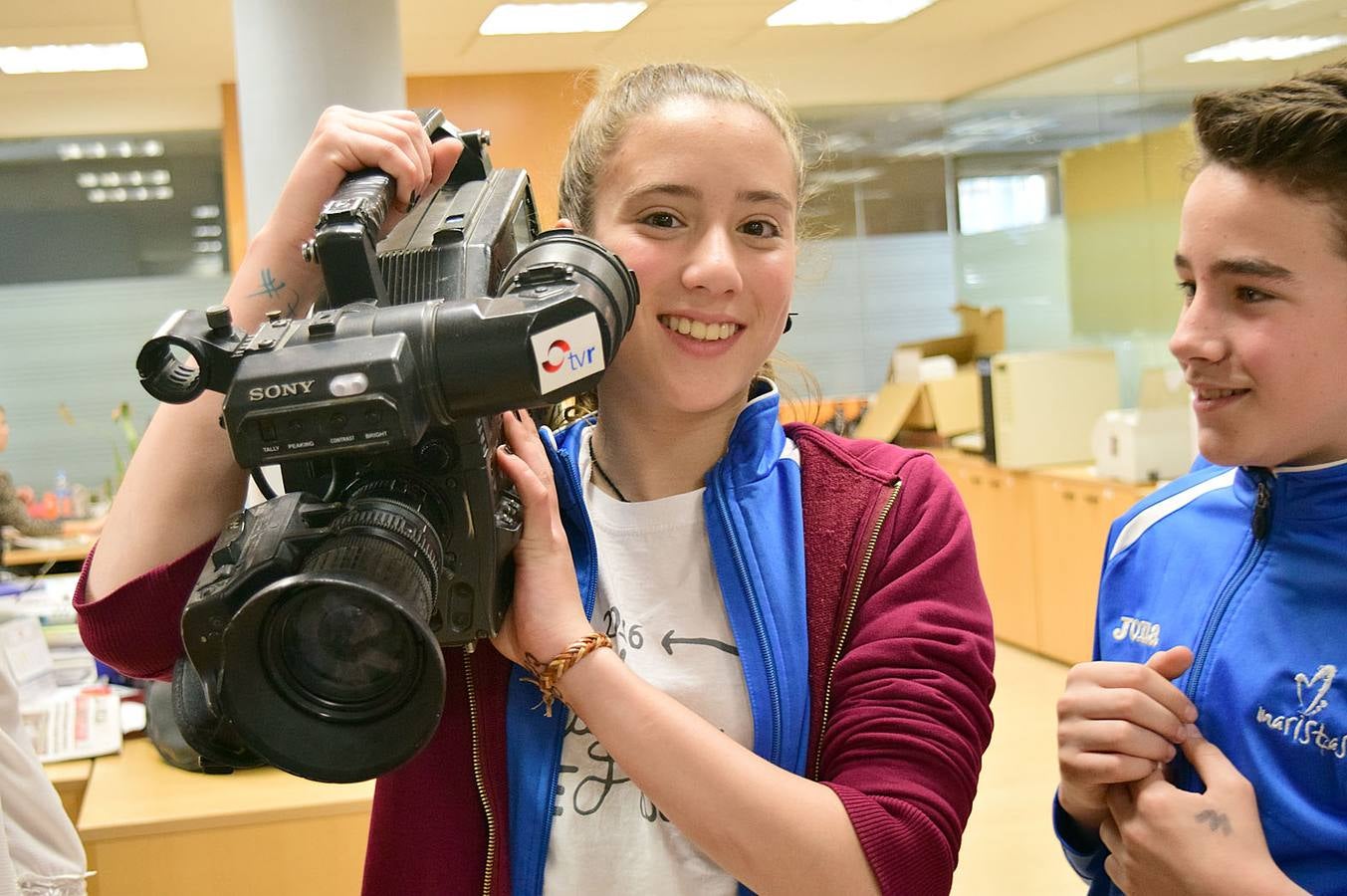 Los alumnos de 1º B de la ESO de Maristas visitan la multimedia de Diario LA RIOJA