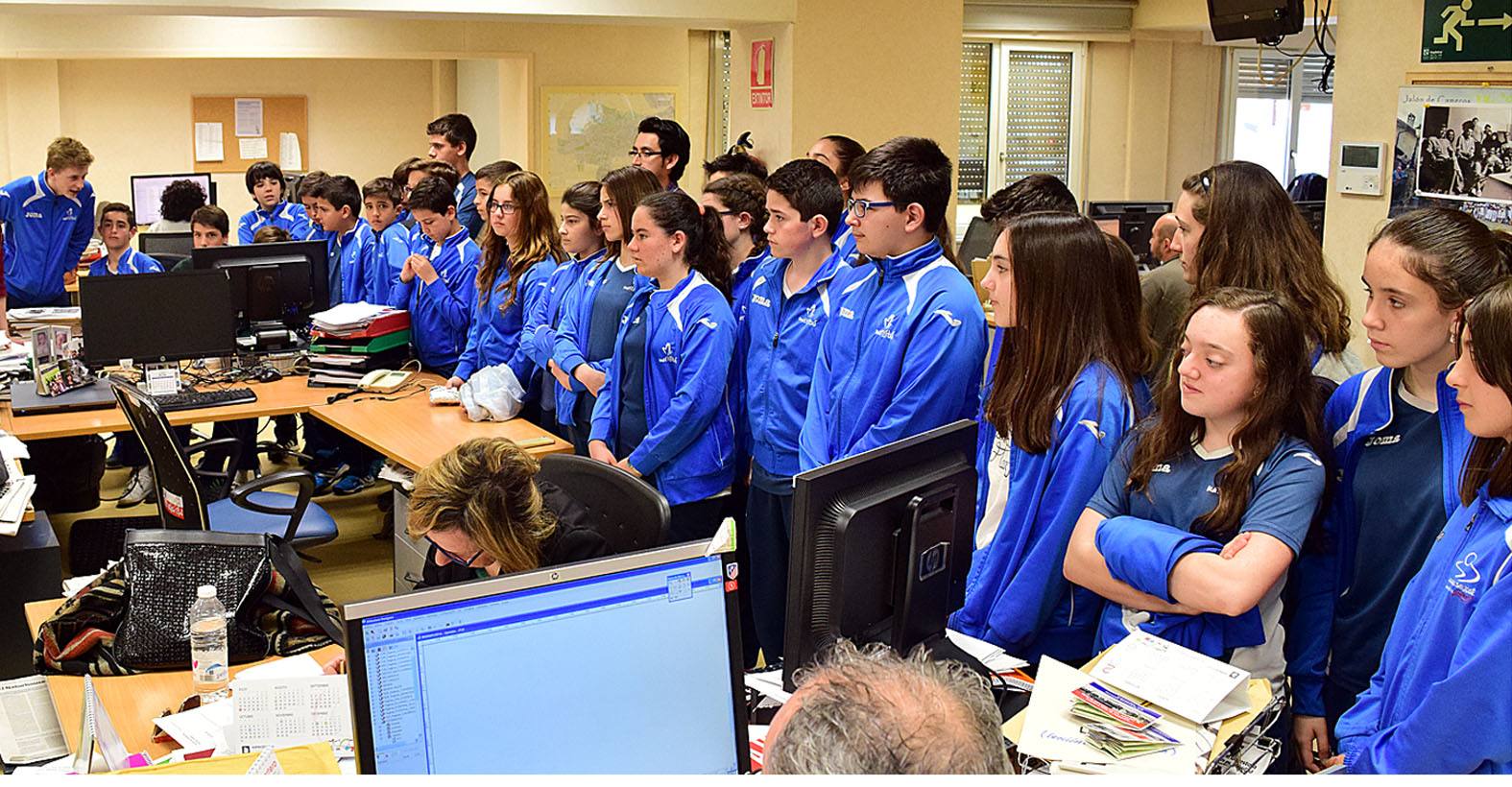 Los alumnos de 1º B de la ESO de Maristas visitan la multimedia de Diario LA RIOJA