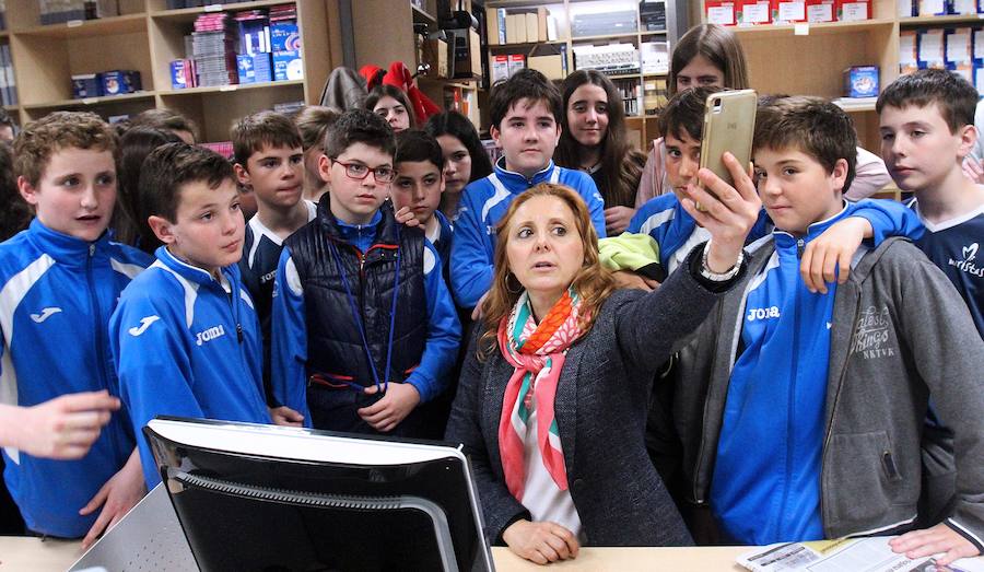 Visita de los alumnos de Maristas (II)