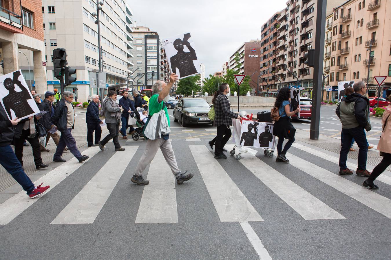 Unas 50 personas piden el fin del proceso contra los detenidos el 14N