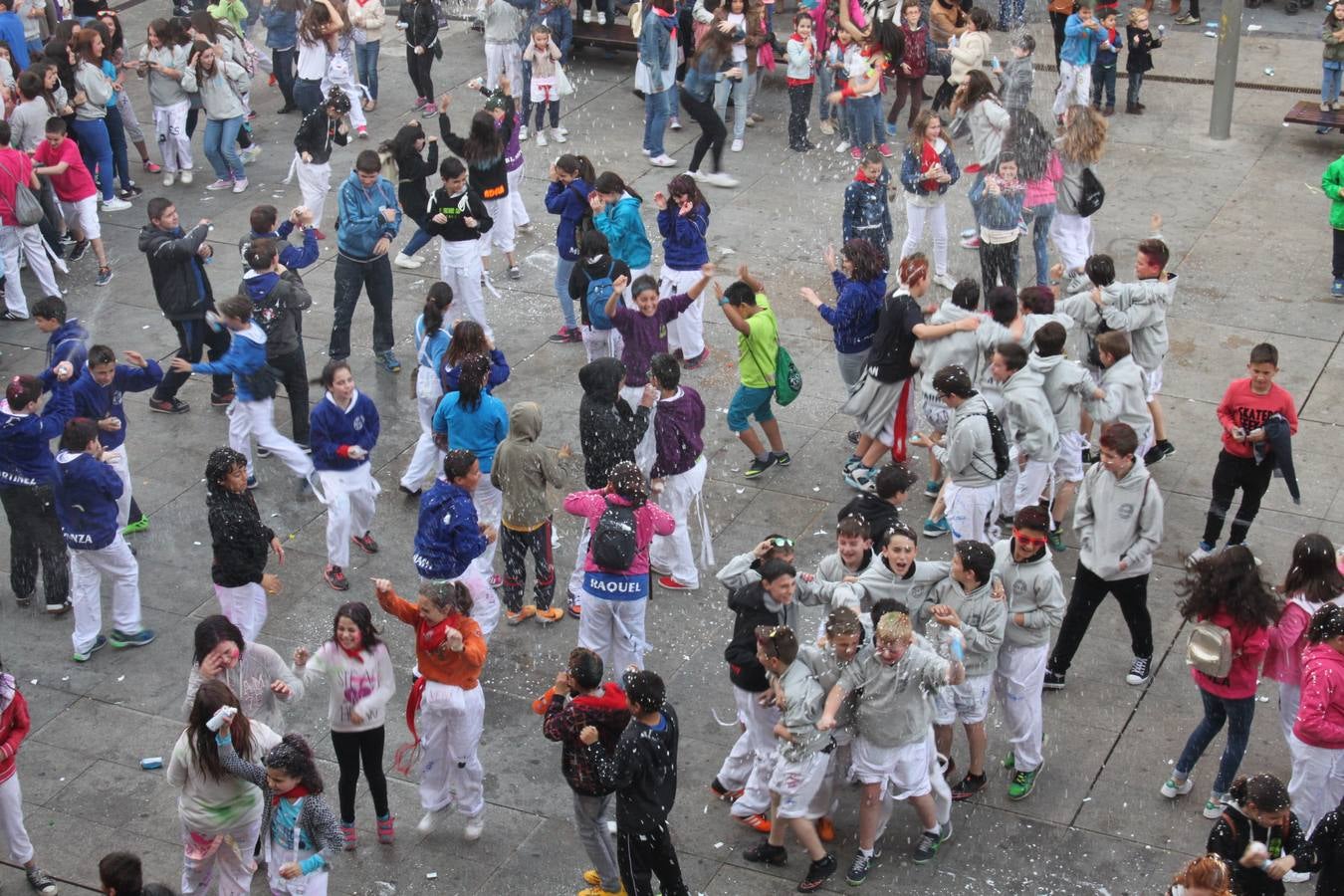 Alfaro empieza con el chupinazo sus fiestas de primavera