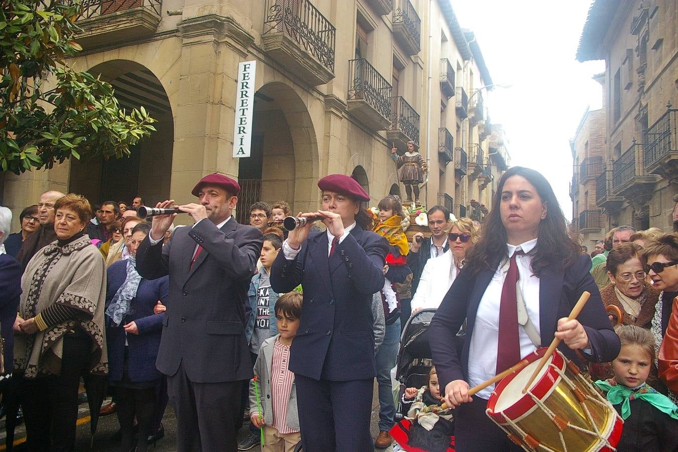 Cenicero celebra la &#039;charma&#039; y San Isidro