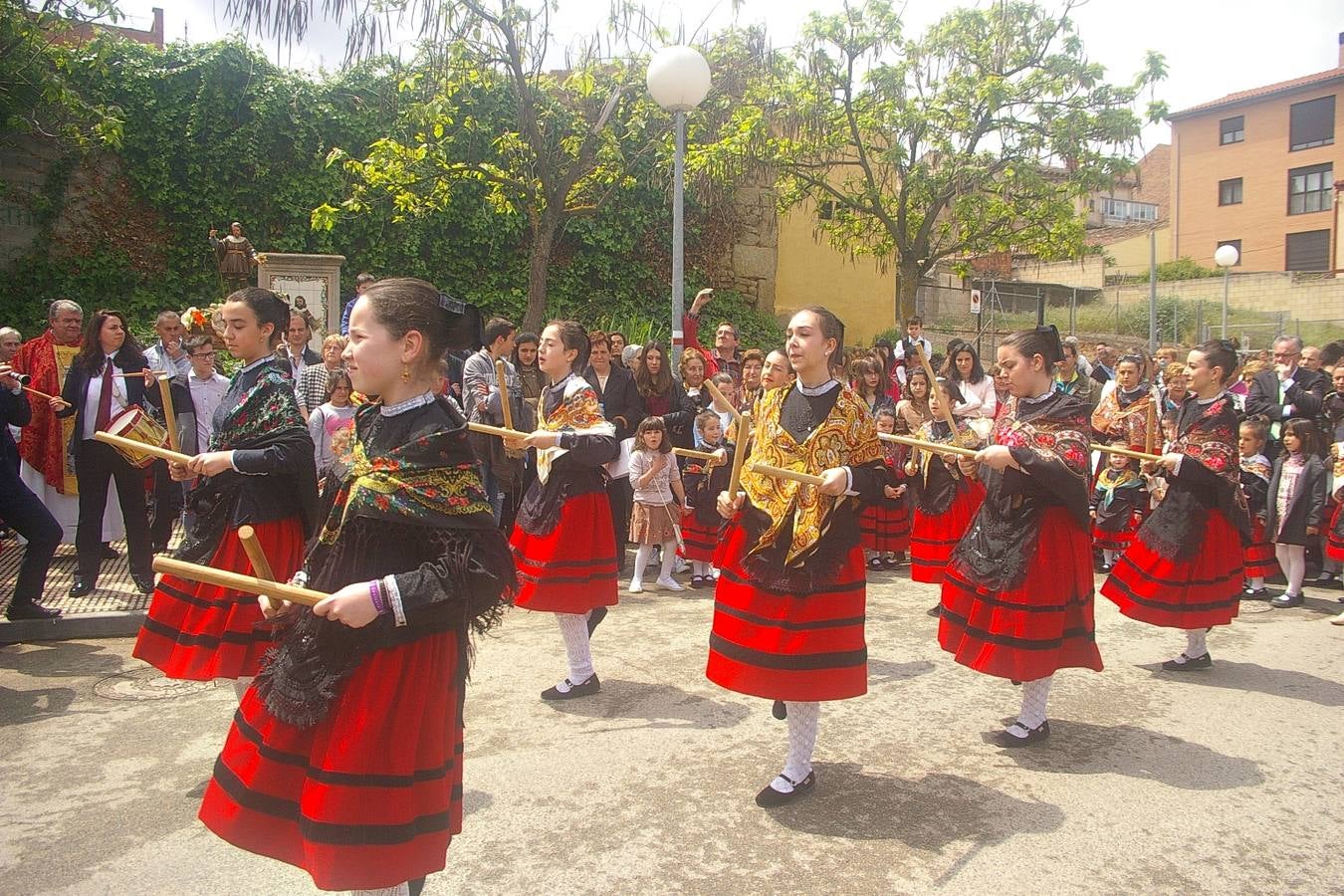 Cenicero celebra la &#039;charma&#039; y San Isidro