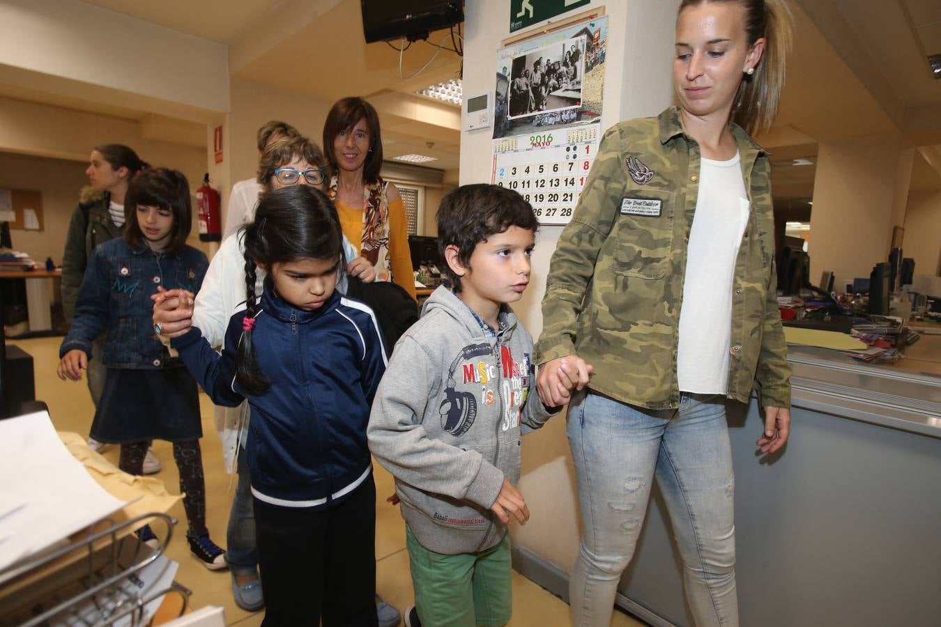 Alumnos del Colegio Los Ángeles visitan la multimedia de Diario LA RIOJA