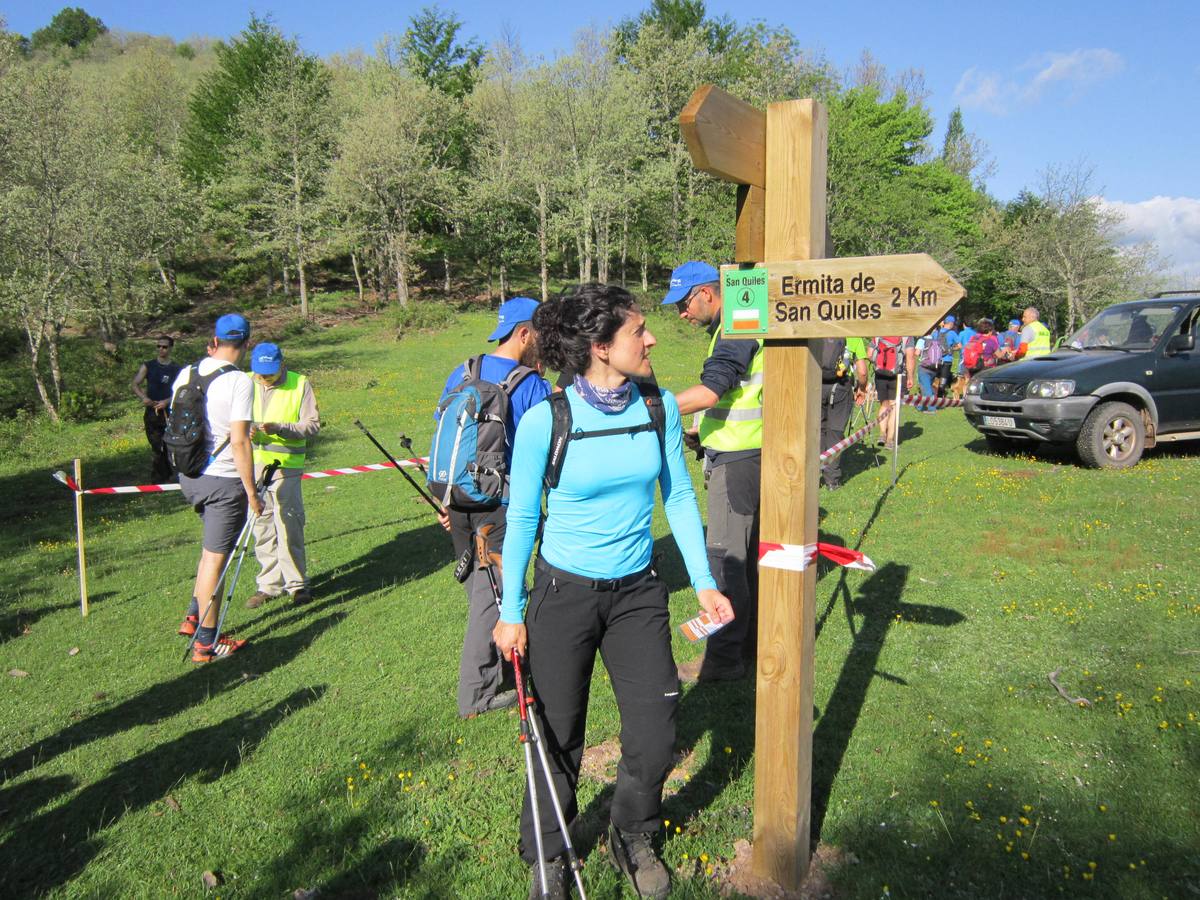 Marcha por los montes de Anguiano