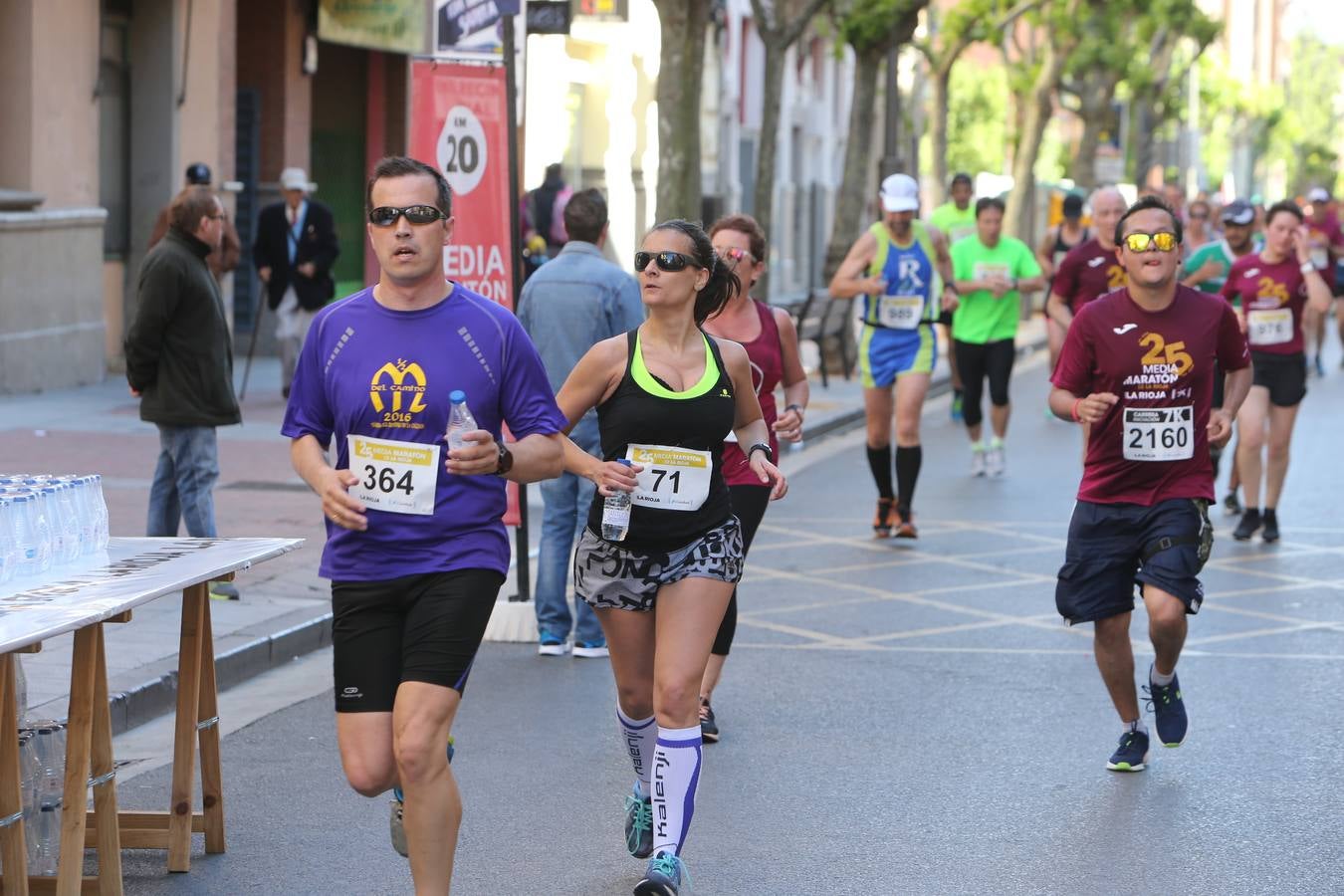 Una fiesta a todo ritmo por las calles de Logroño (I)