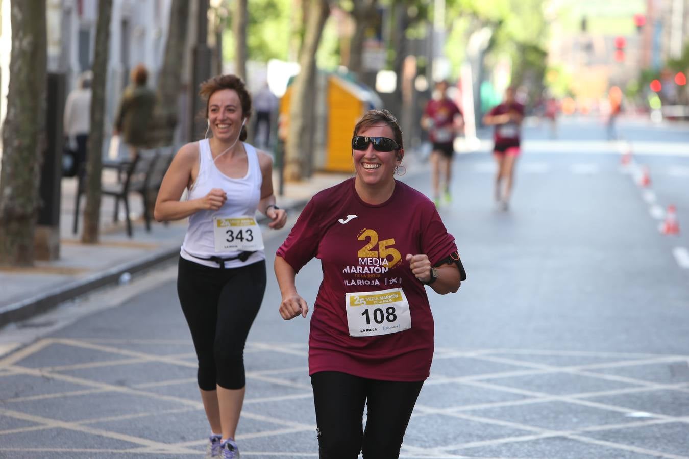 Una fiesta a todo ritmo por las calles de Logroño (I)