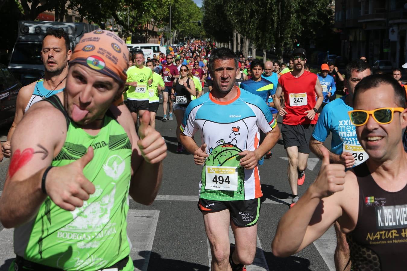 Una fiesta a todo ritmo por las calles de Logroño (II)