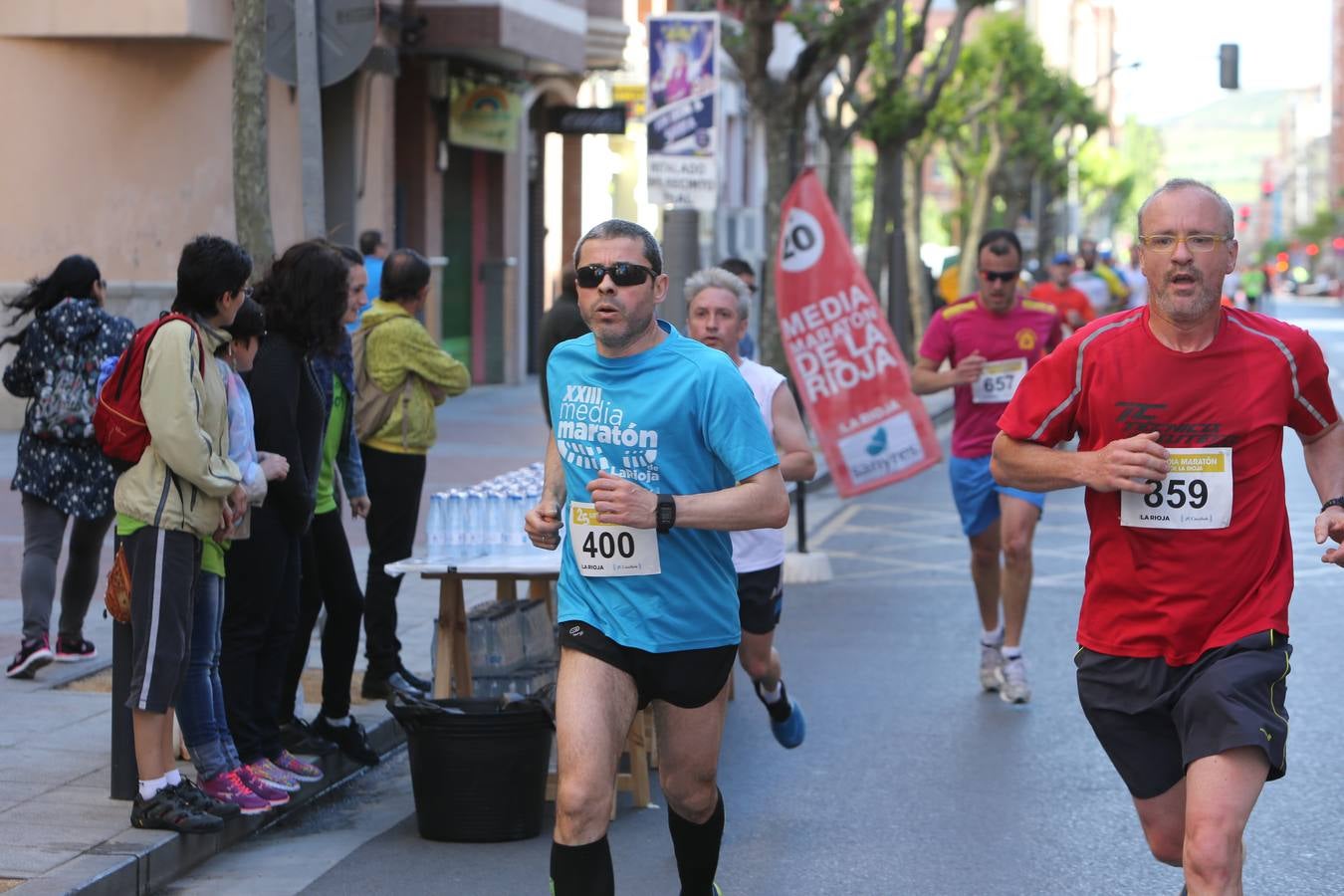 Una fiesta a todo ritmo por las calles de Logroño (IV)