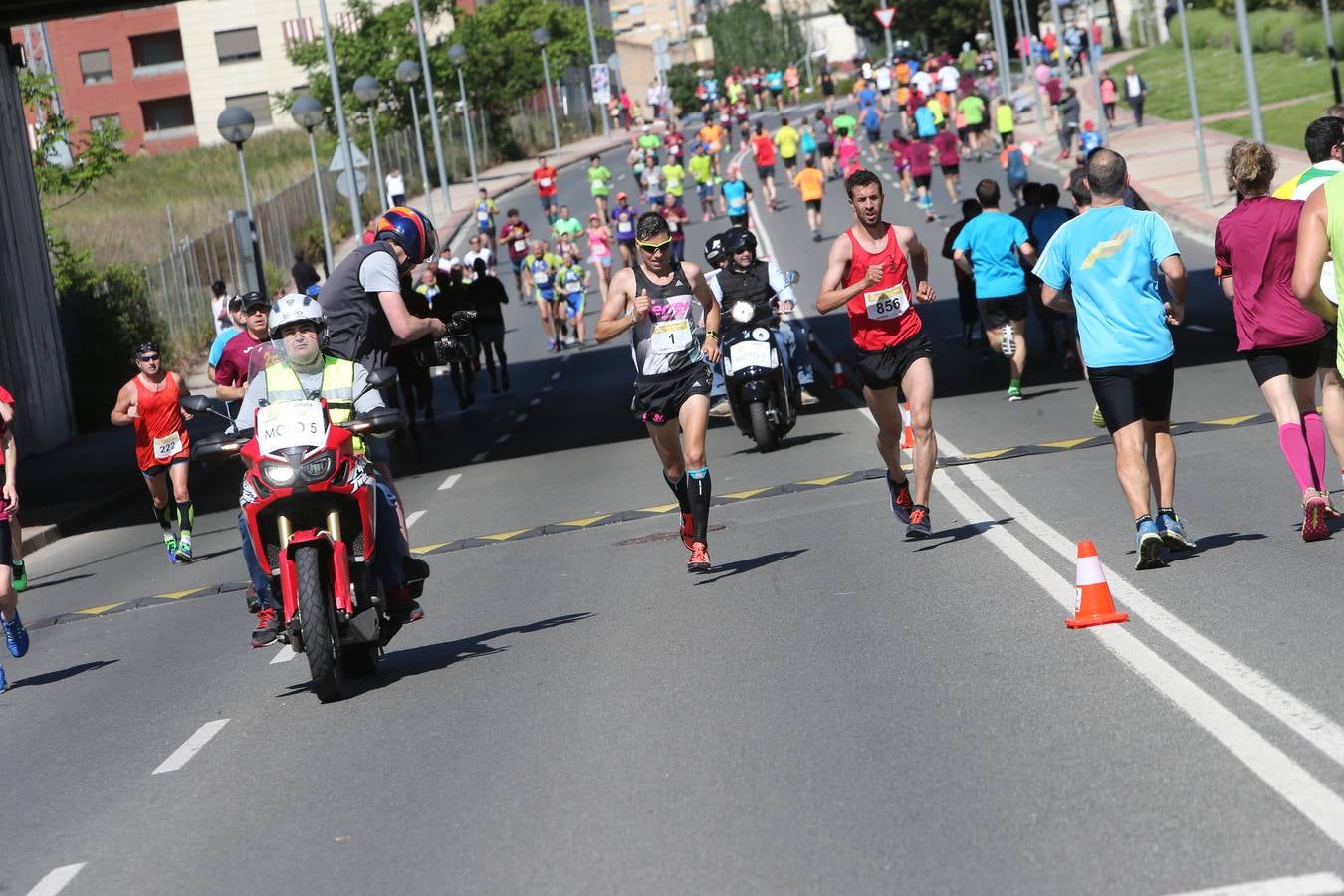 Media Maratón: la carrera de los líderes