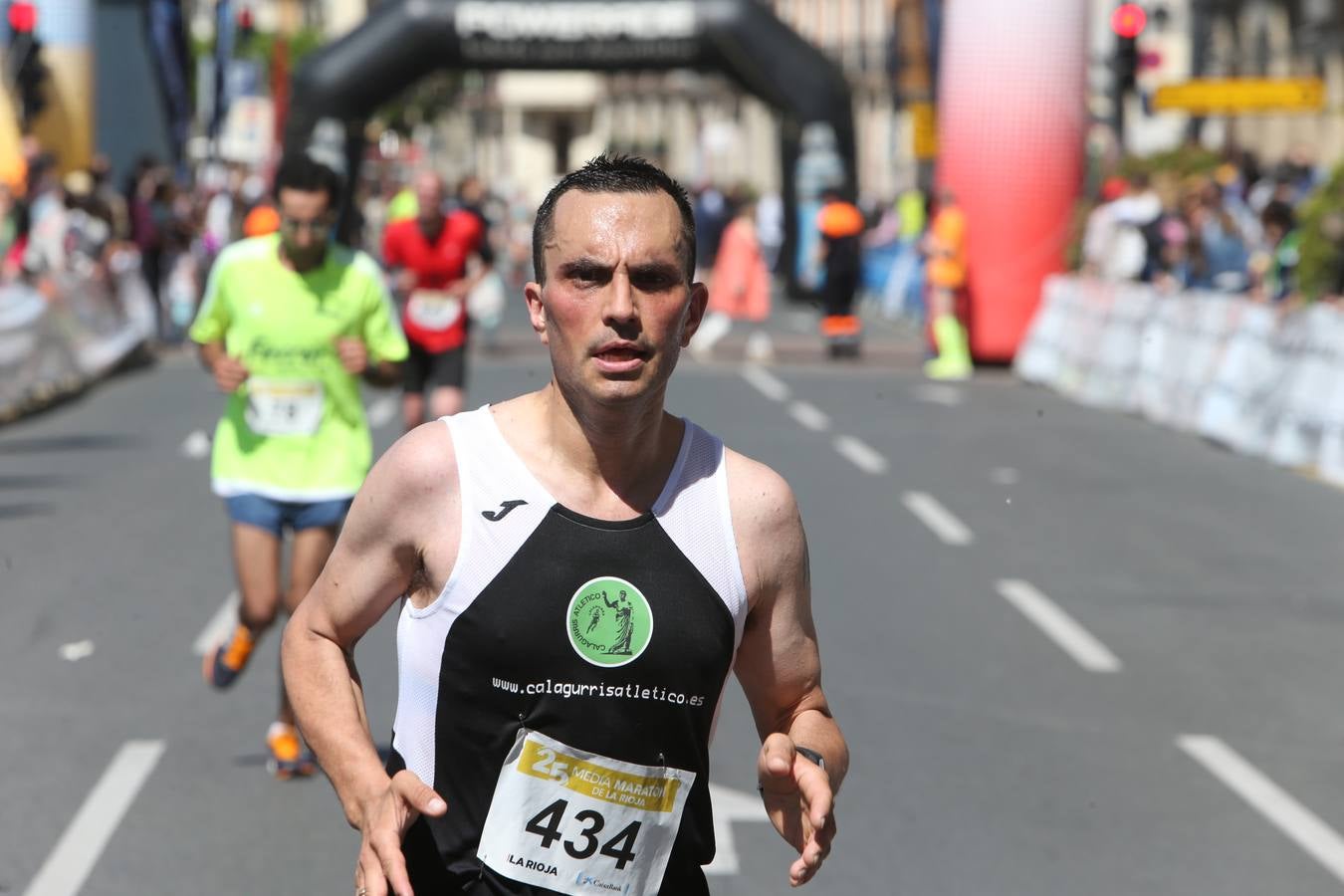 El gran momento de la llegada (IV)