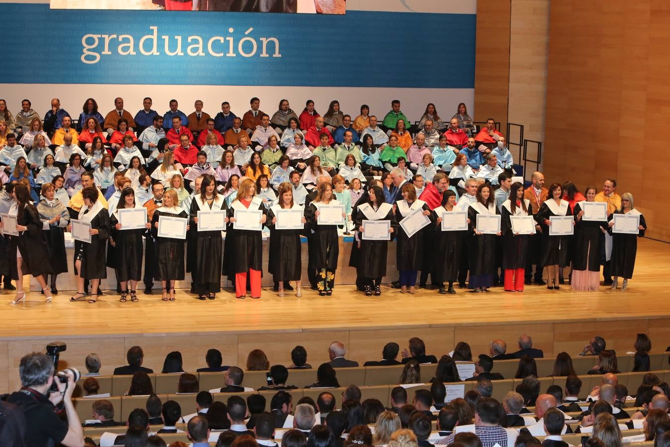 Graduación de la UNIR en Logroño (2)