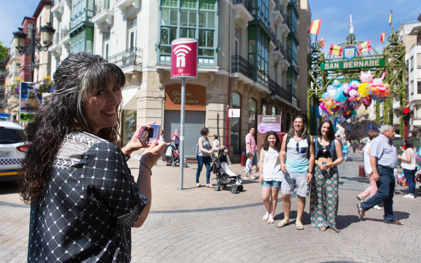 San Bernabé se vive en la calle