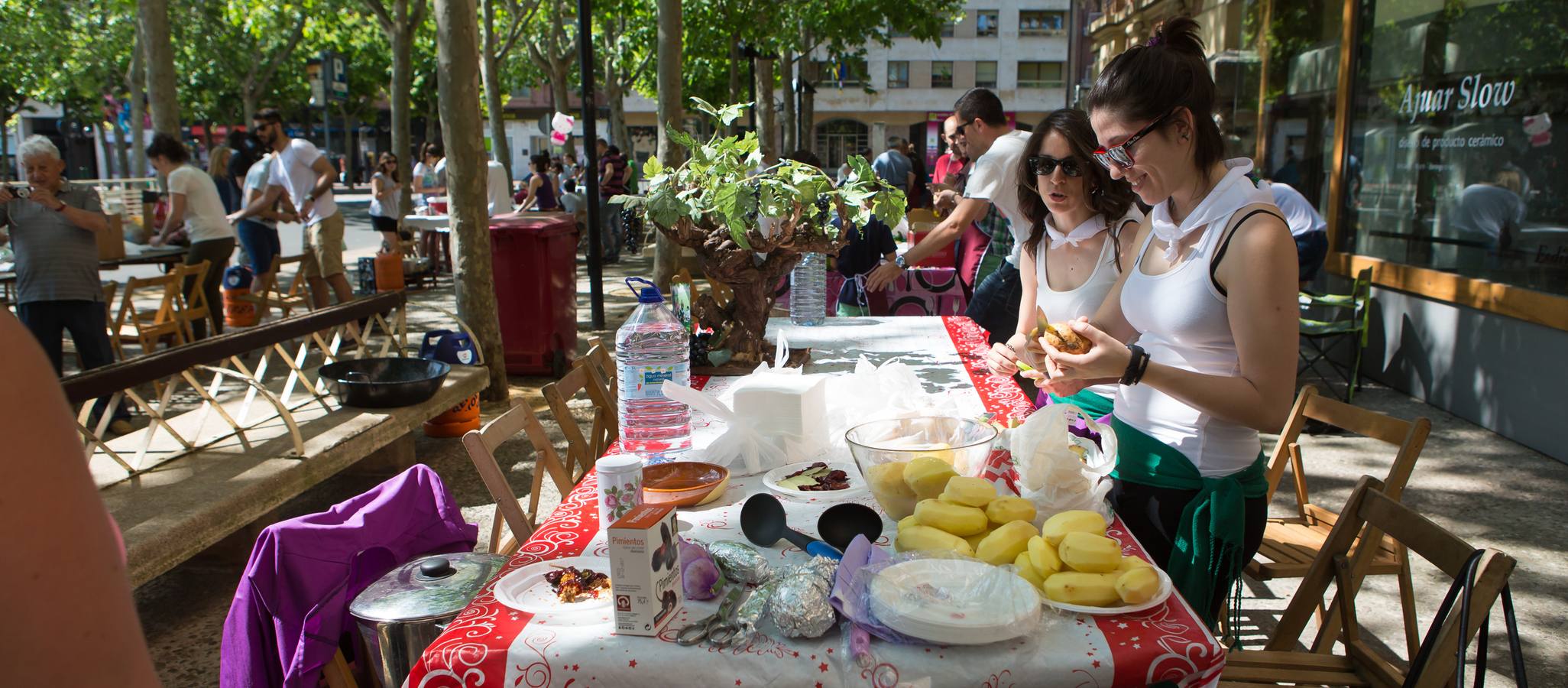 Gastronomía en San Bernabé: salchichón y patatas