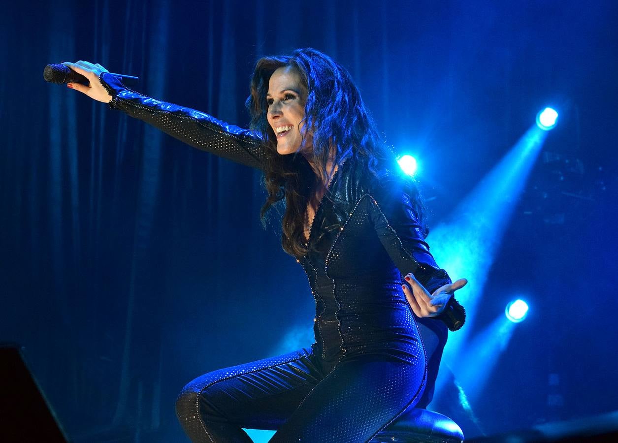 Malú reina en el Palacio de los Deportes