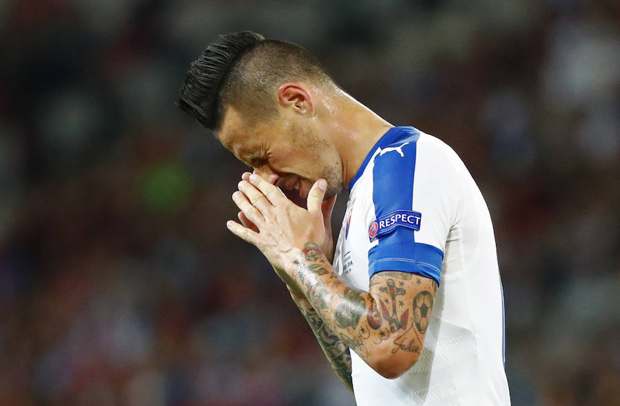 Hamsik complica la vida a Rusia