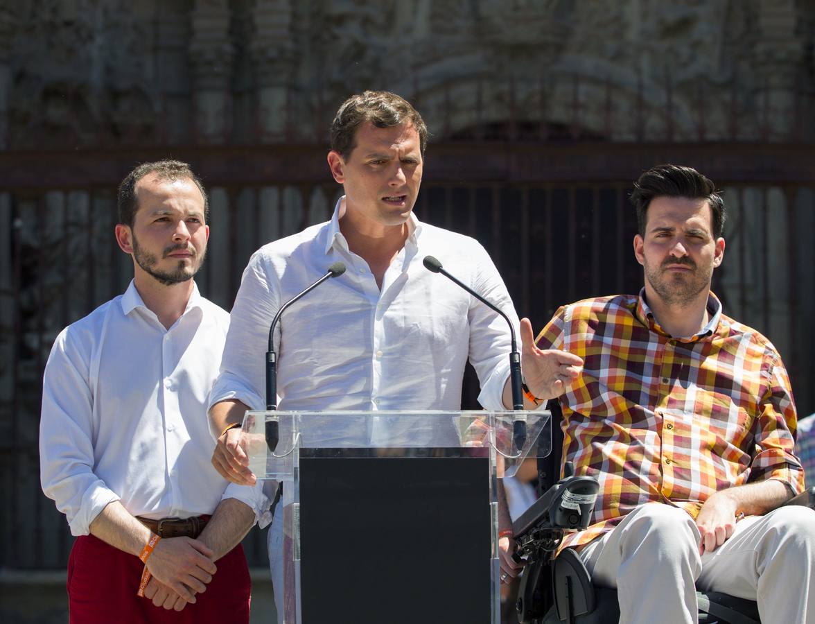 Rivera pasea por Logroño (1)