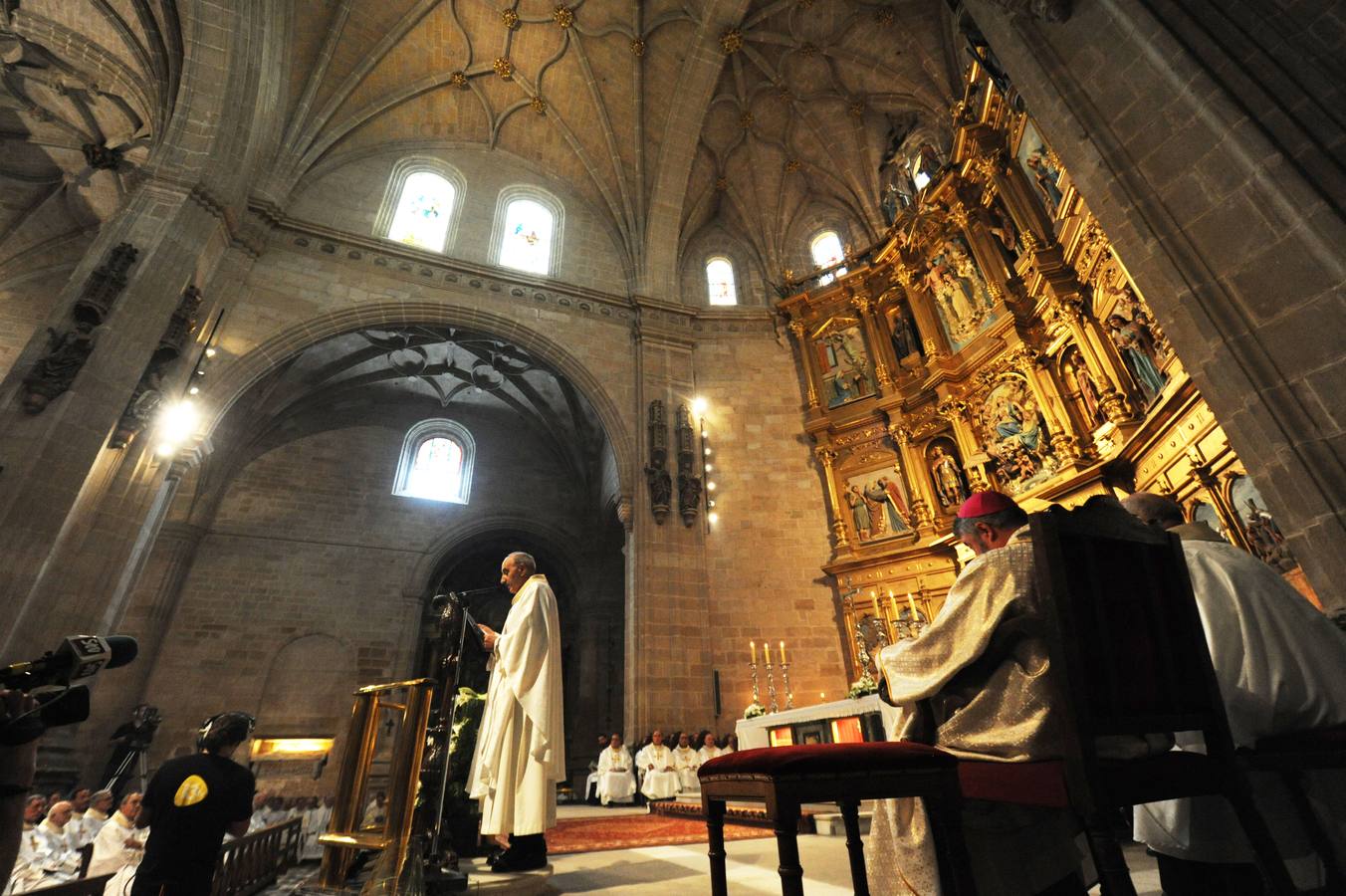 Ceremonia de nombramiento de Carlos Escribano como nuevo obispo de La Rioja