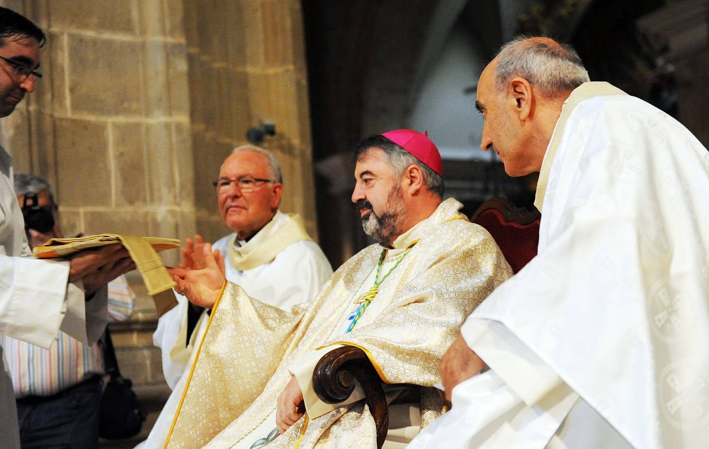 Ceremonia de nombramiento de Carlos Escribano como nuevo obispo de La Rioja