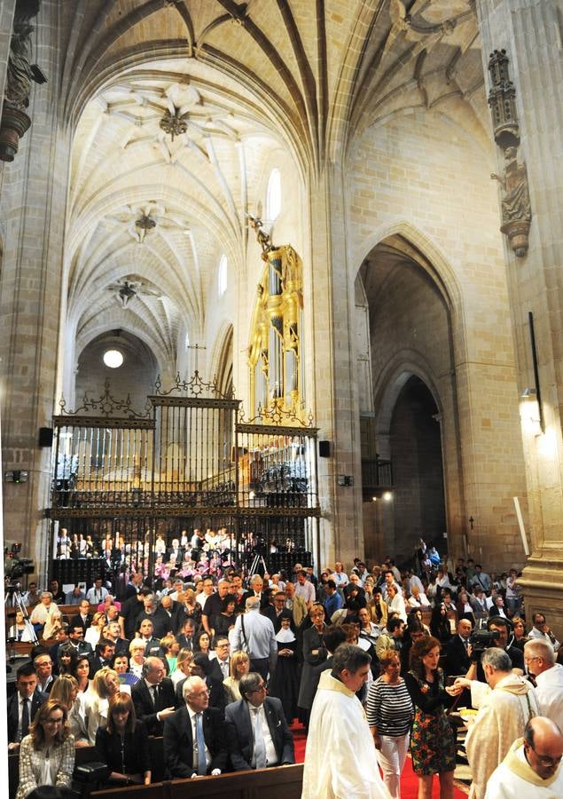 Ceremonia de nombramiento de Carlos Escribano como nuevo obispo de La Rioja