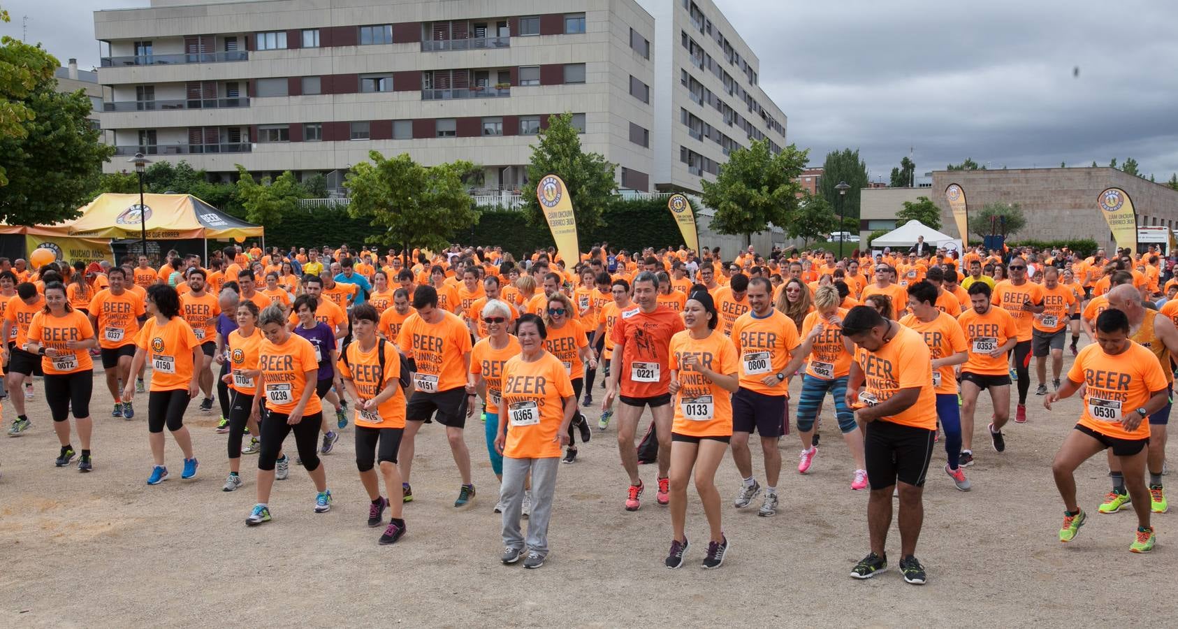 Beer Runners reúne a casi un millar de corredores en Logroño