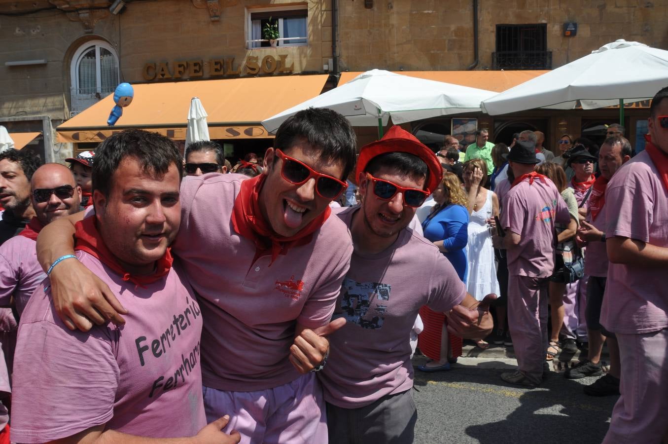 Las Vueltas en Haro y el almuerzo tras la Batalla del Vino