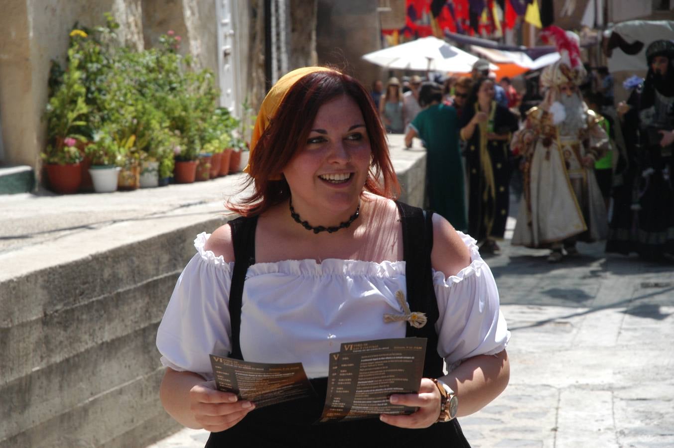 Primera jornada de la VI feria de las Tres Culturas en Cervera