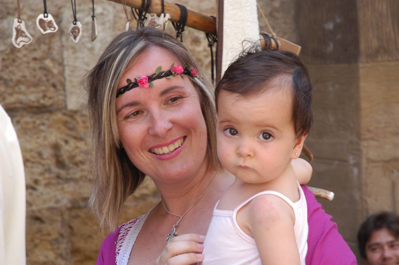 Primera jornada de la VI feria de las Tres Culturas en Cervera