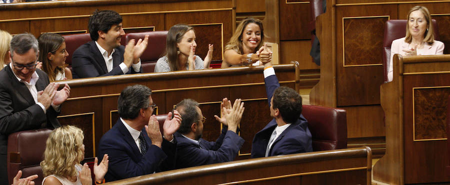 Un arranque de legislatura discreto y sin espectáculo