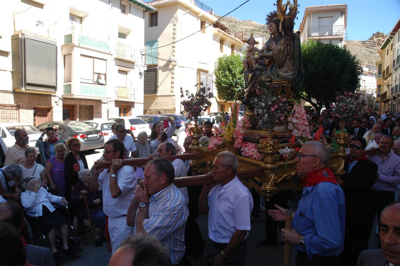 Cervera honra a Santa Ana