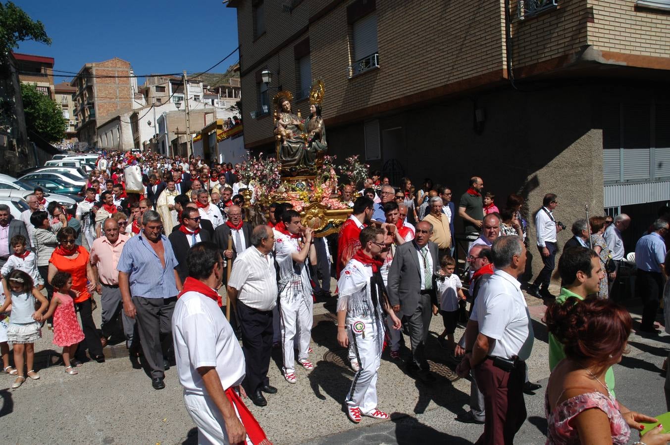 Cervera honra a Santa Ana
