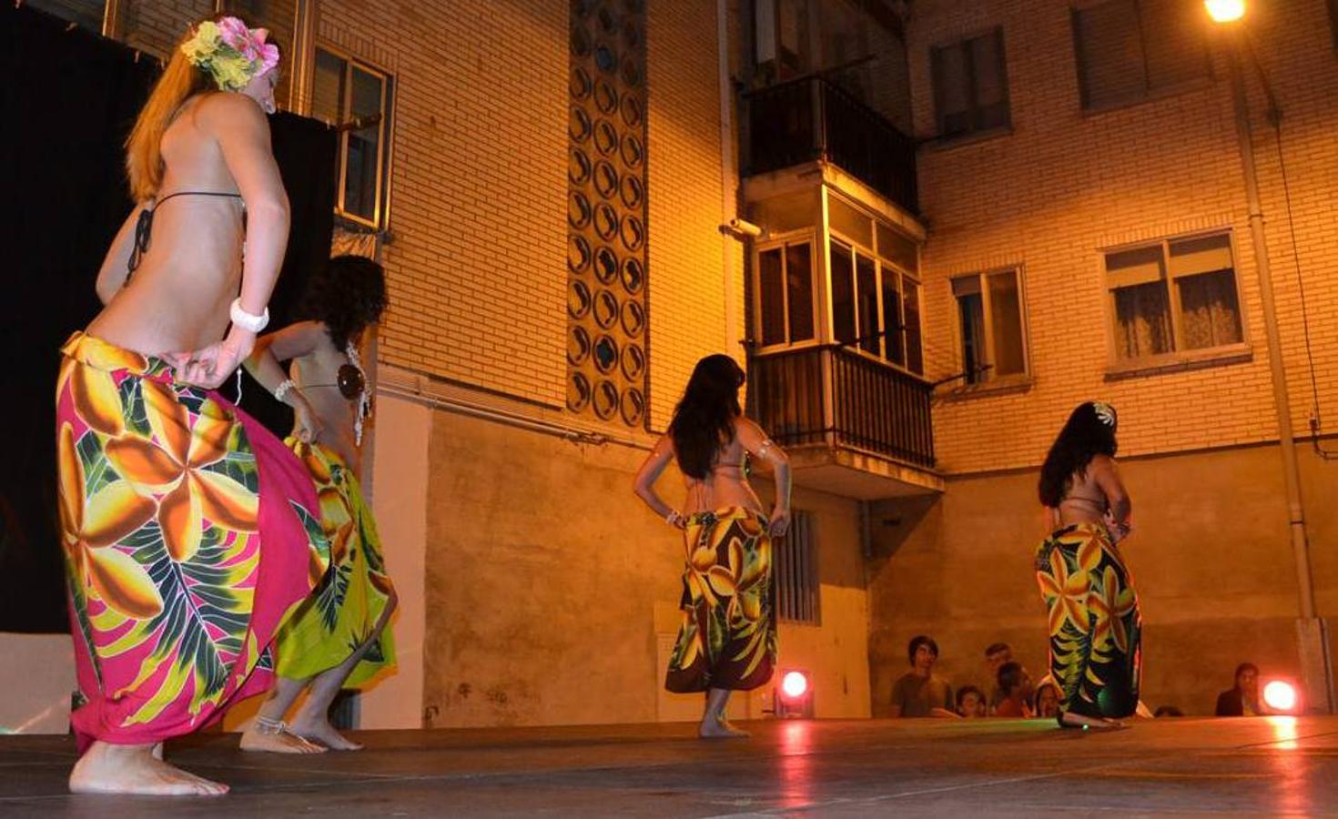 Nájera ofrece un espectáculo de danza oriental en los barrios altos