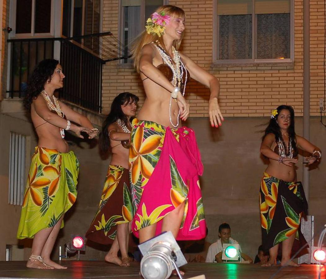 Nájera ofrece un espectáculo de danza oriental en los barrios altos