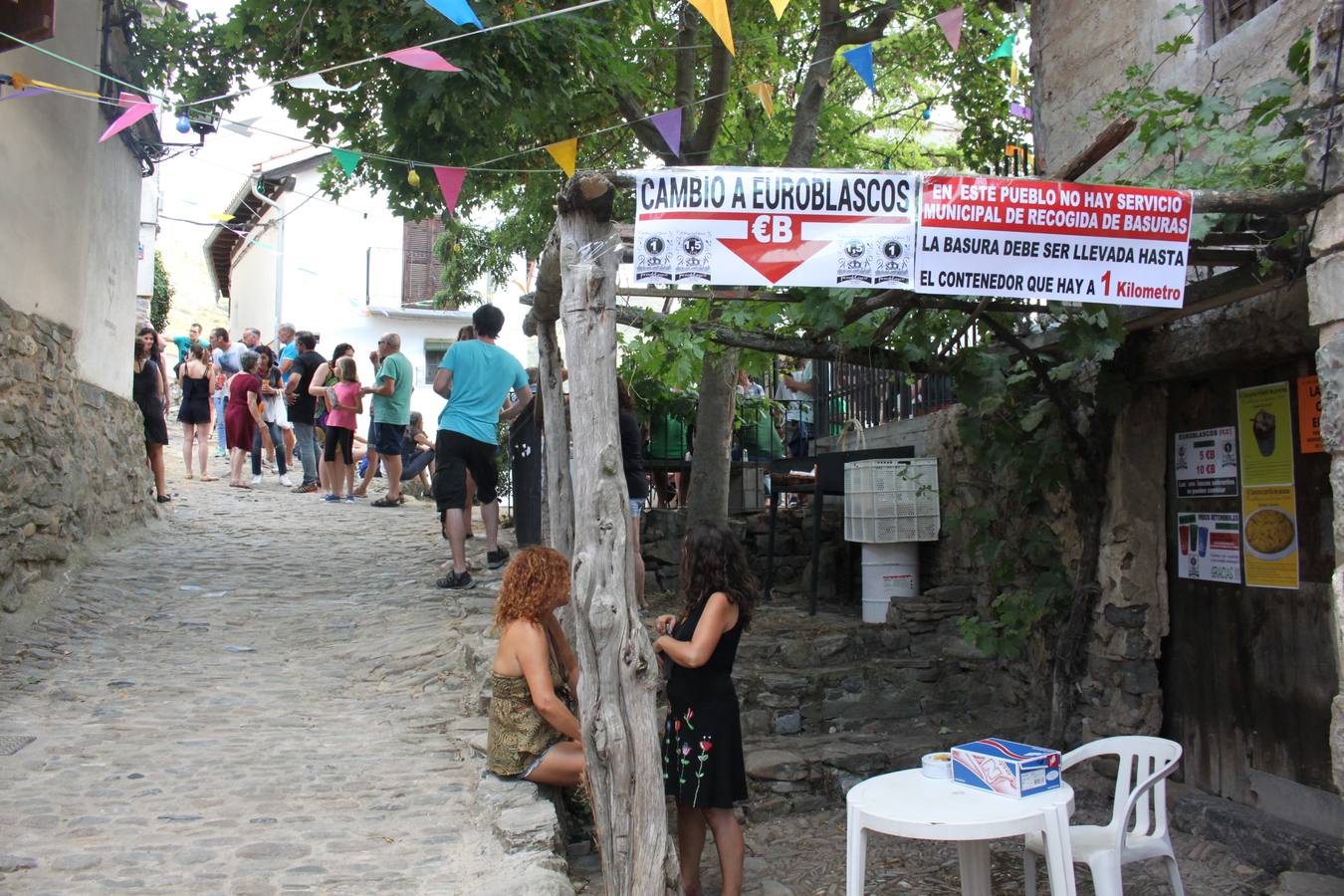 Peroblasco celebra su tradicional Fiesta del Humo