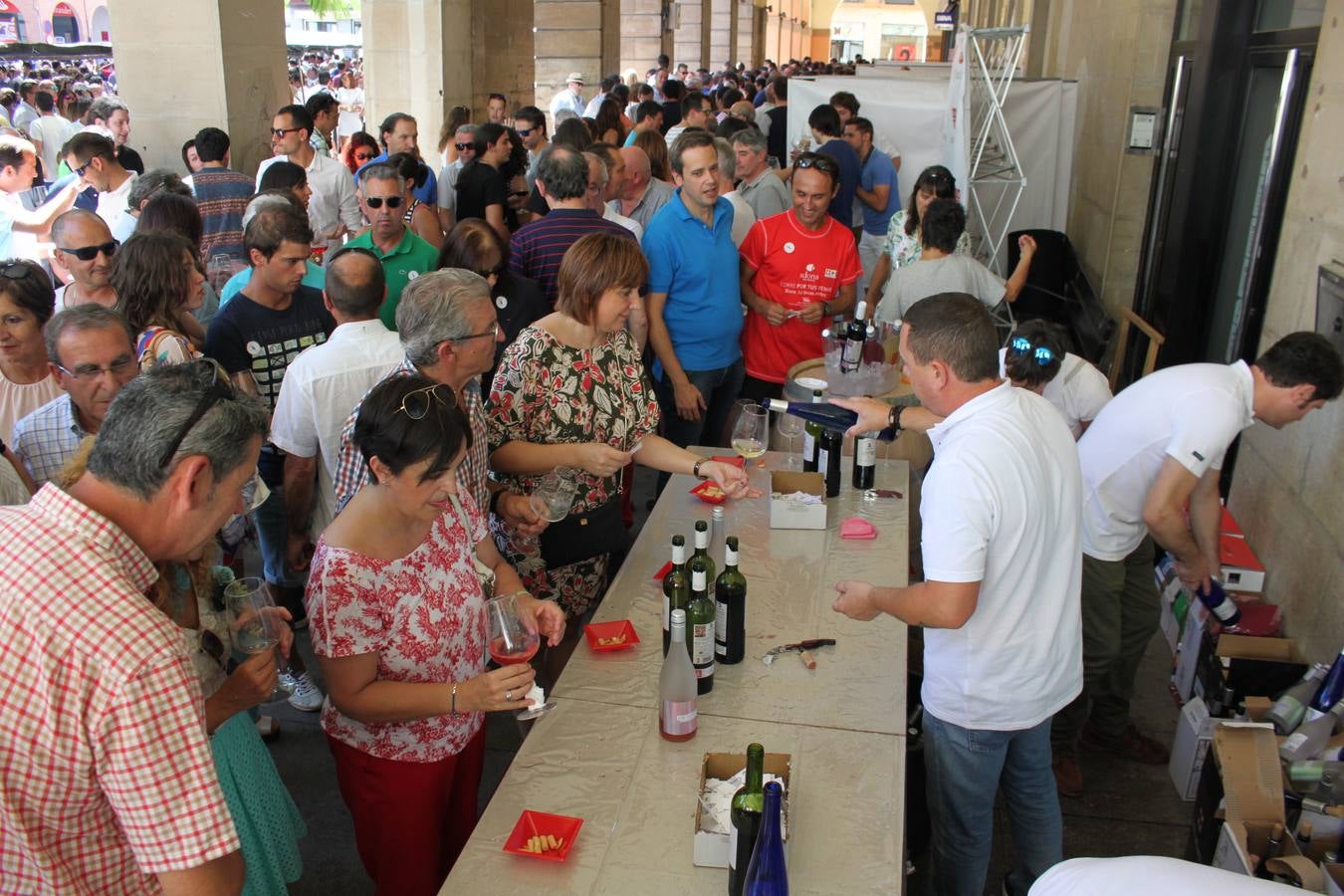 Bodegas en la Calle en Alfaro