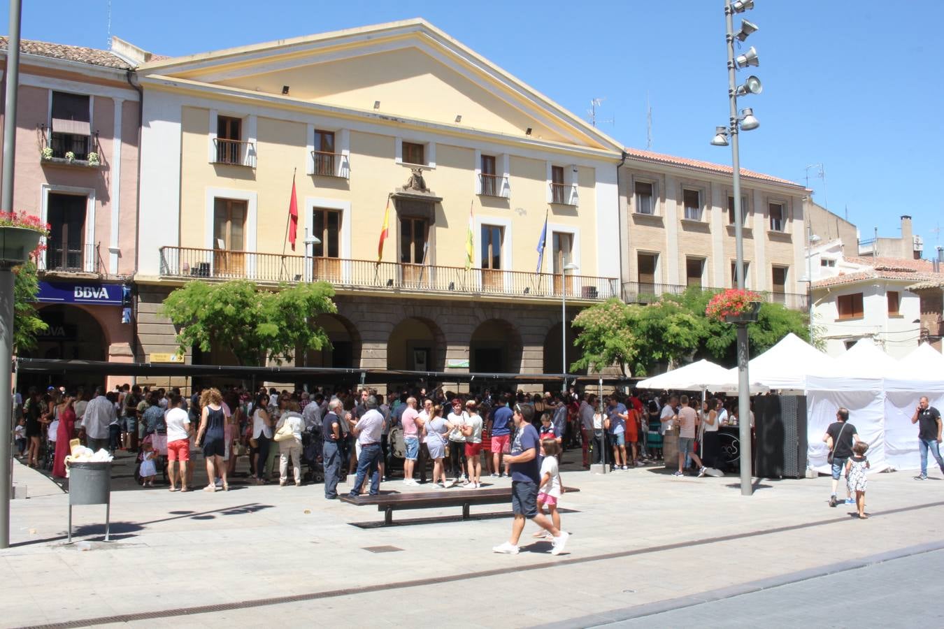 Bodegas en la Calle en Alfaro