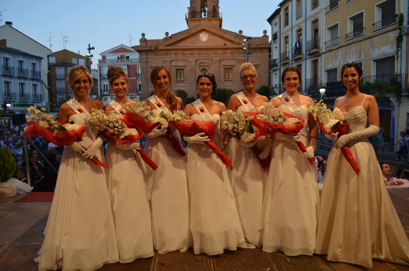 Paula Remírez, reina de las fiestas de Calahorra