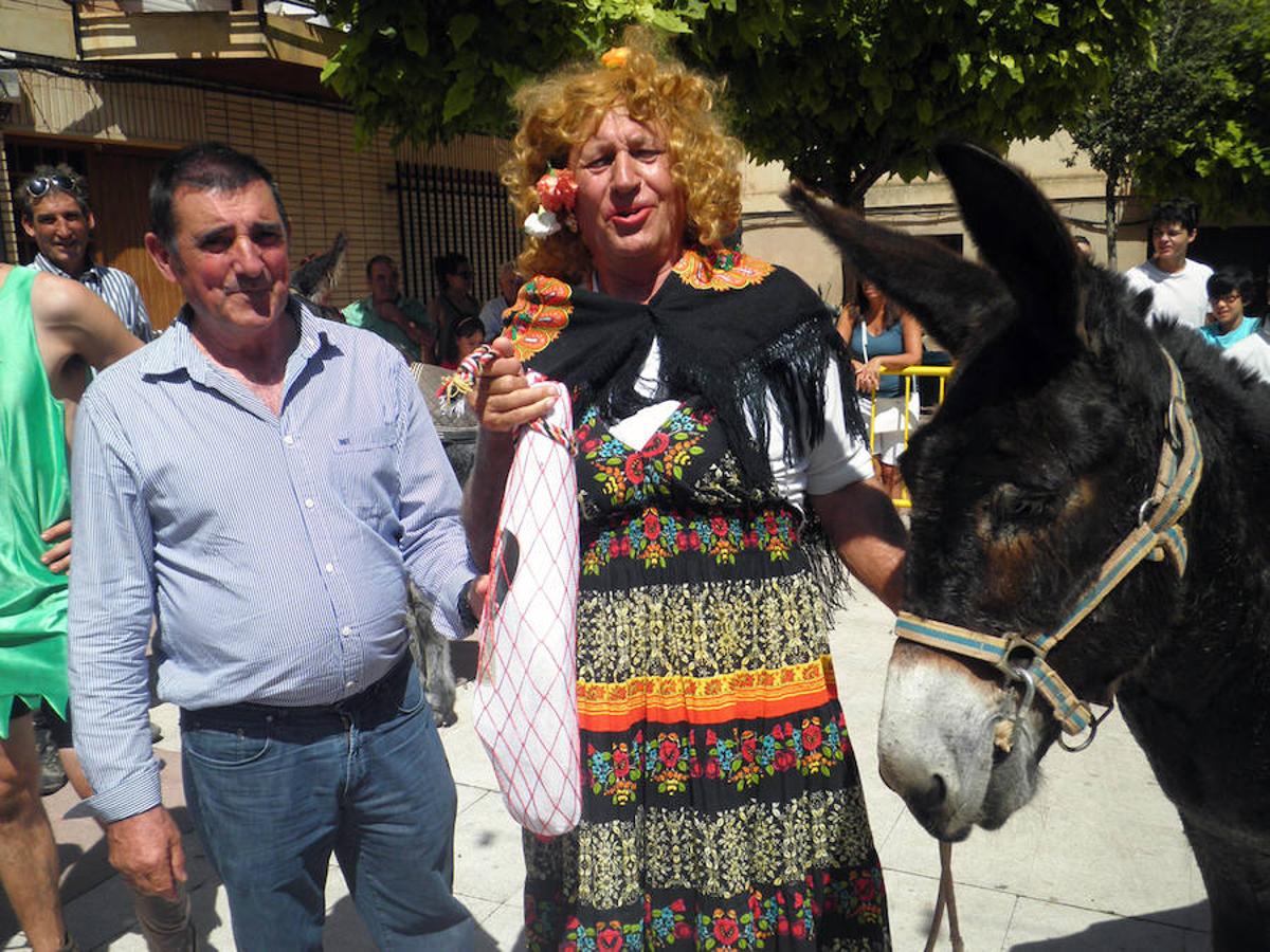 Tricio celebra su tradicional carrera de burros