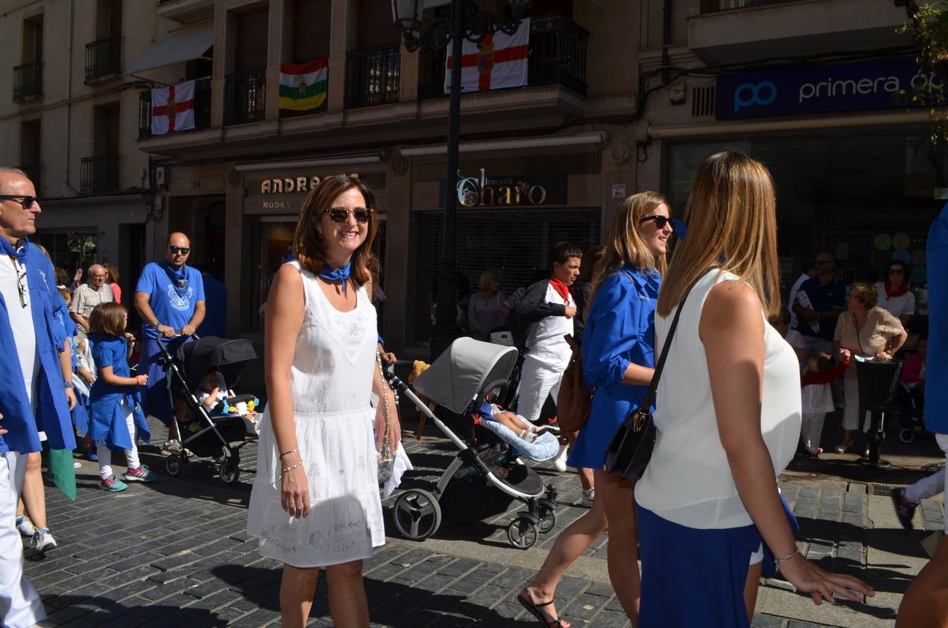 Calahorra se vuelca con la Ofrenda de Flores