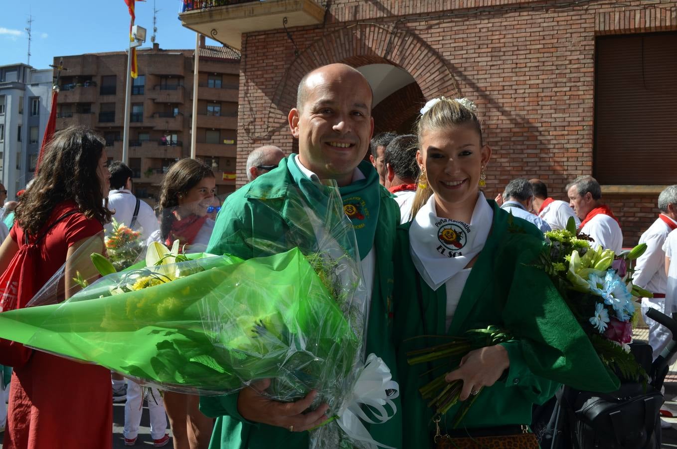 Calahorra se vuelca con la Ofrenda de Flores