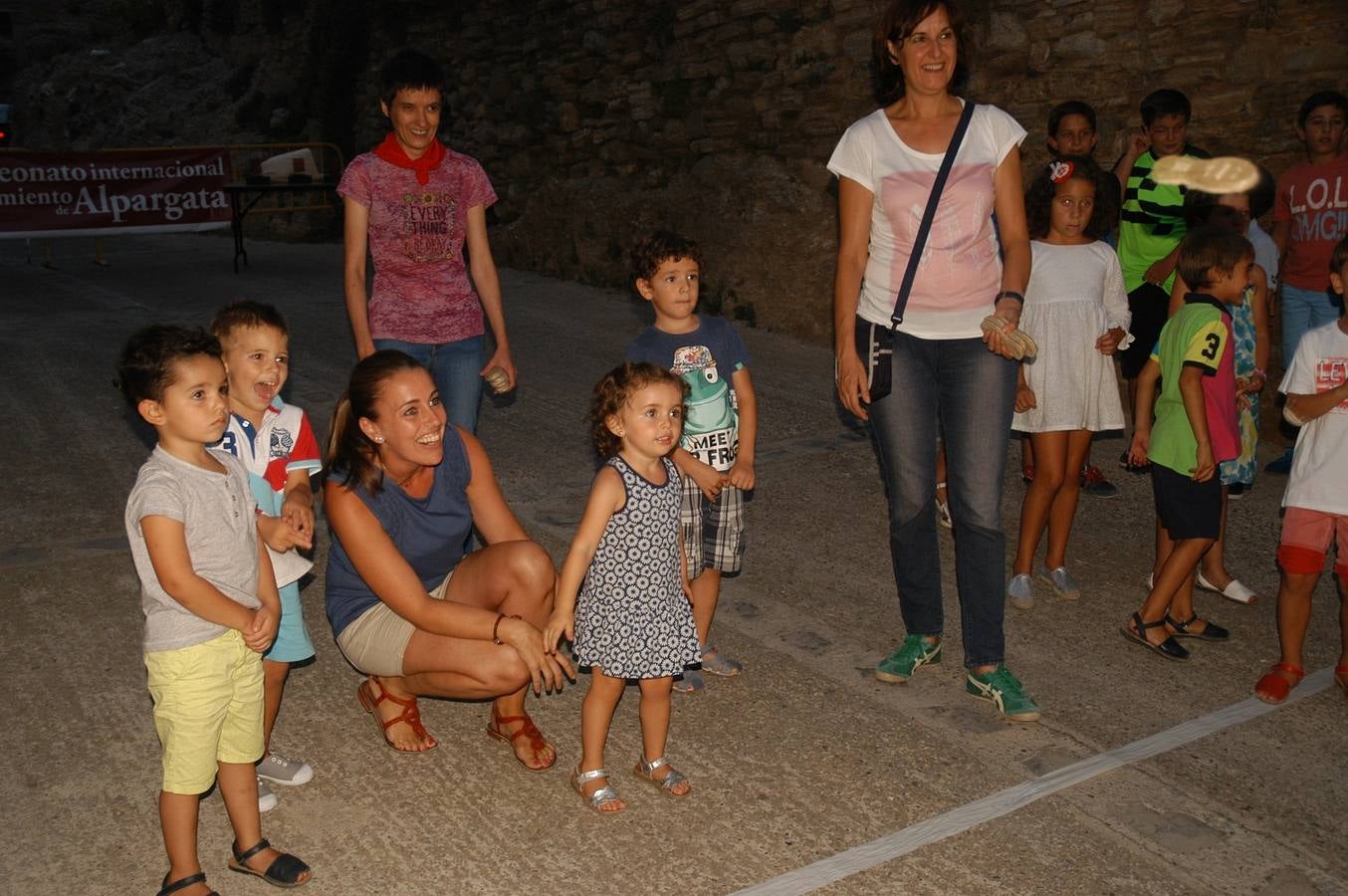 Concurso internacional de lanzamiento de alpargat en Cervera