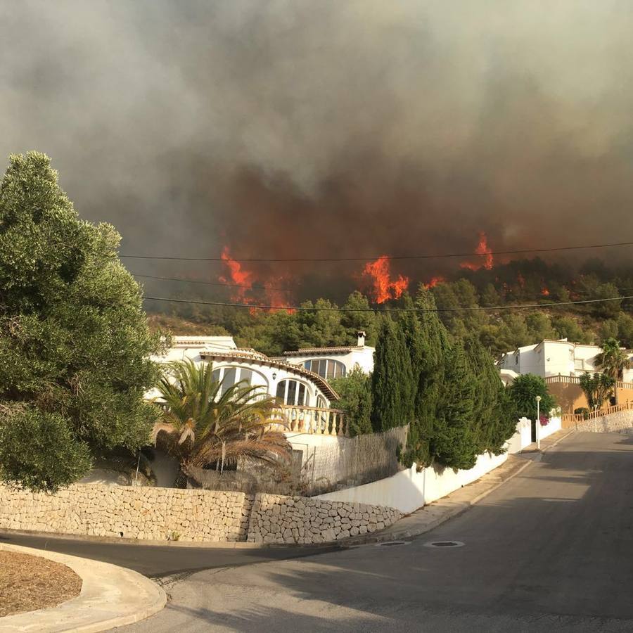 Imágenes del incendio en Jávea