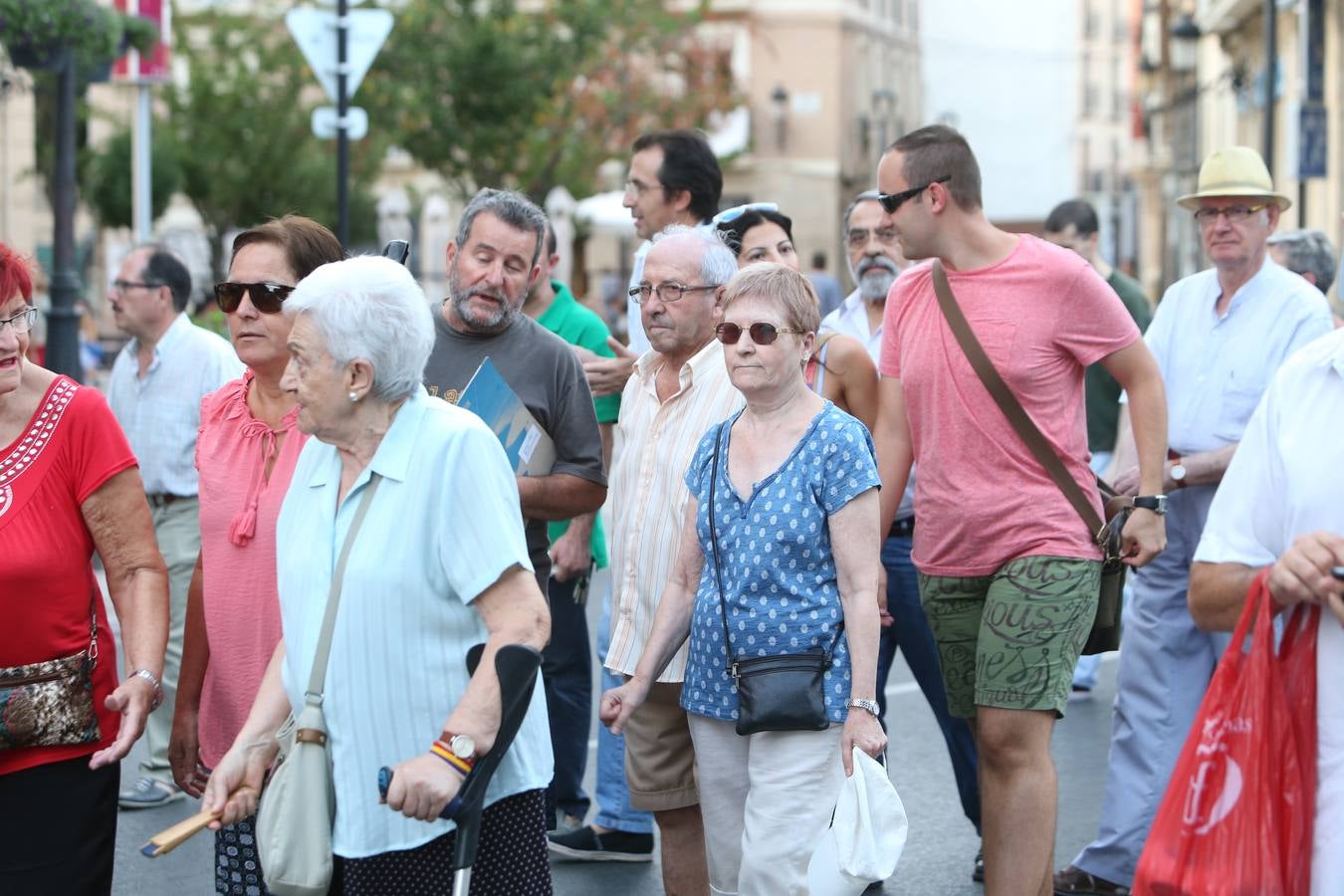 Manifestación para exigir el mantenimiento de la gratuidad en el parking del San Pedro