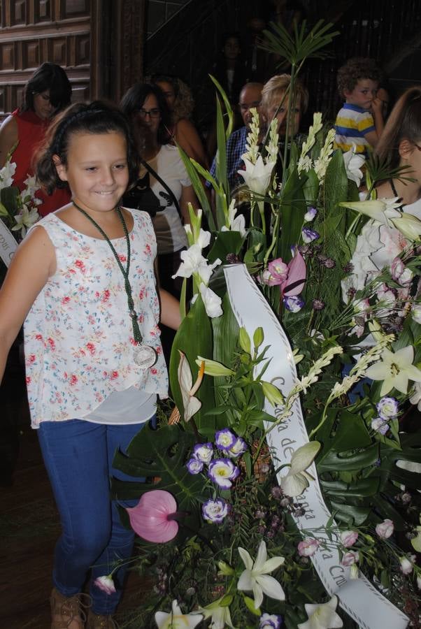 Ofrenda floral a la Virgen de la Antigua en Alberite