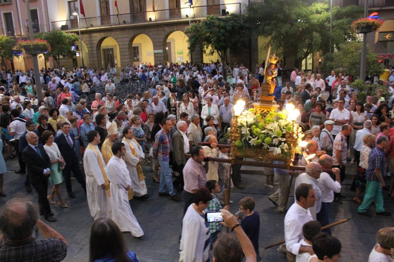 Día grande por la virgen del Burgo en Alfaro