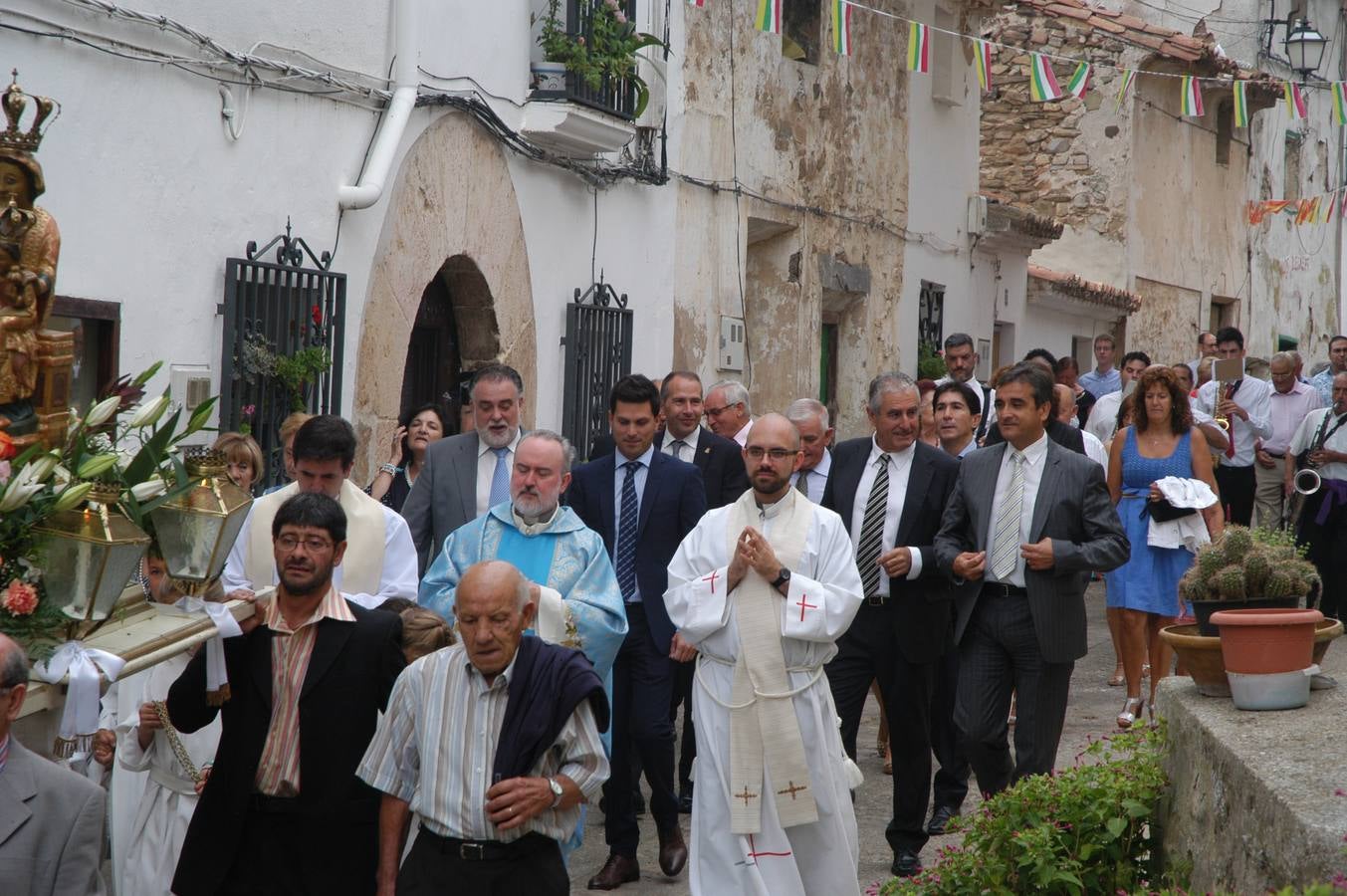 Grávalos celebra su día grande con la procesión de la Virgen de la Antigua