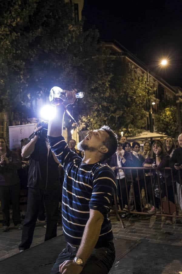 Concurso de beber en porrón