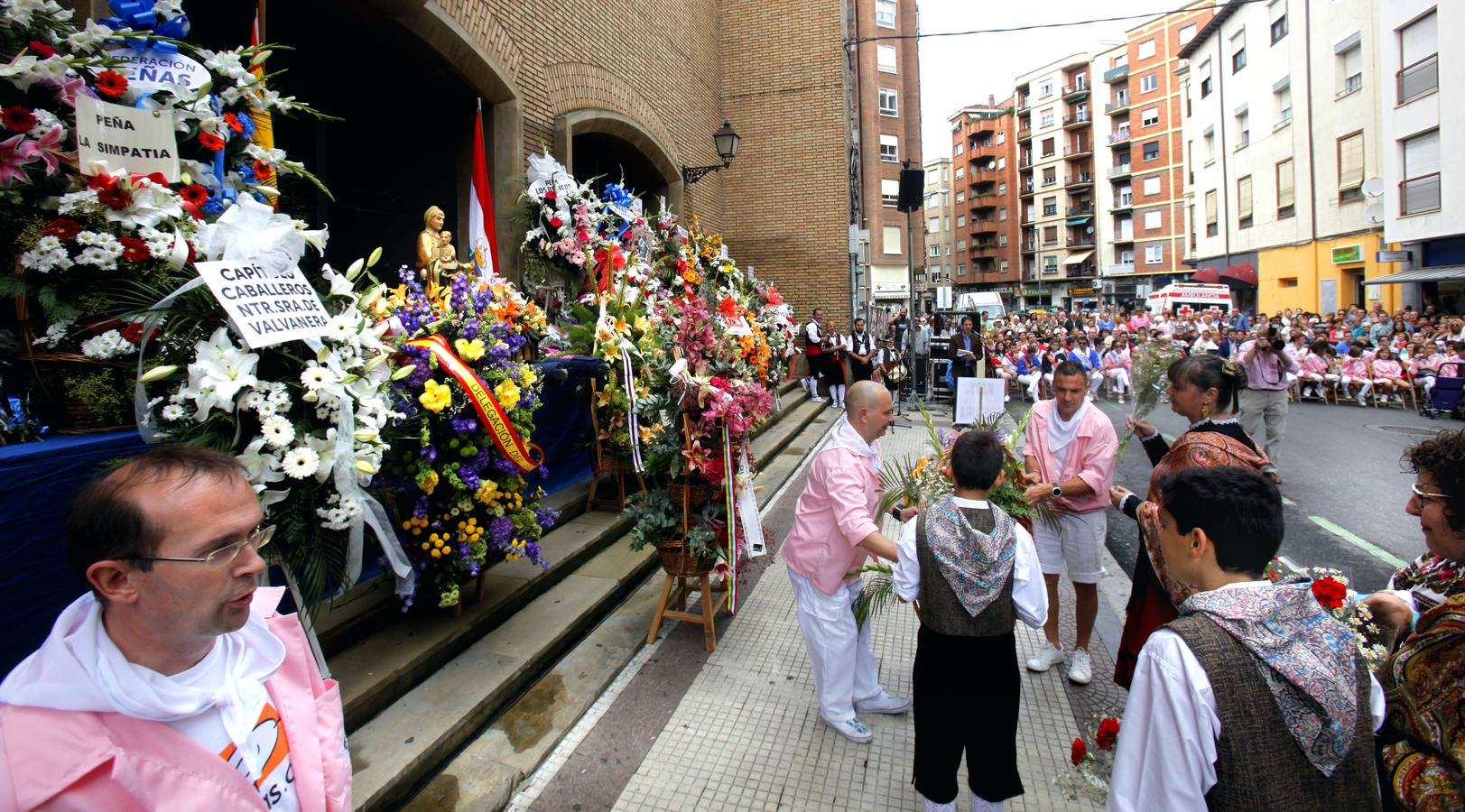 Misa solemne en Valvanera