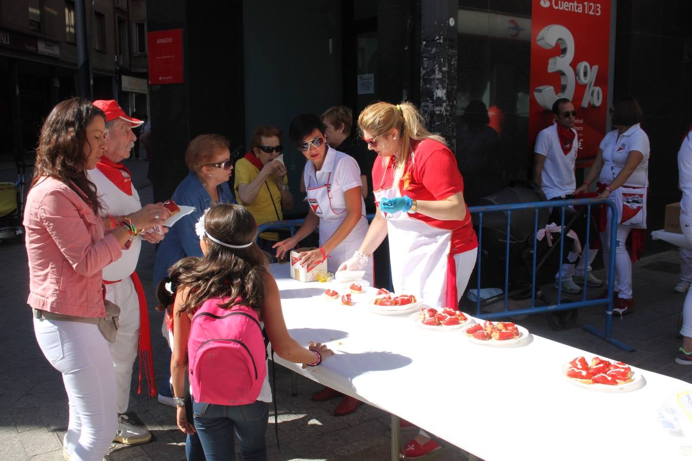 Arnedo se lanza a la calle en el tercer día de fiestas